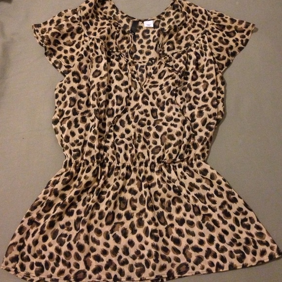 Leopard cheetah print top