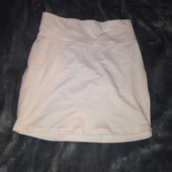 plain white body con skirt