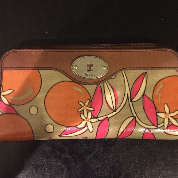 Fossil wallet