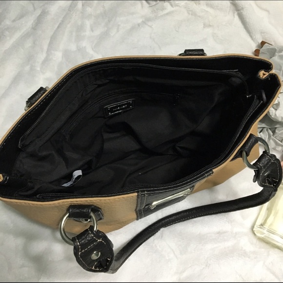 Nine West Bag✨ - Picture 3 of 3