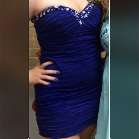 Homecoming / prom dress