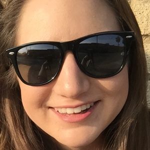 Meet your Posher, Jenna