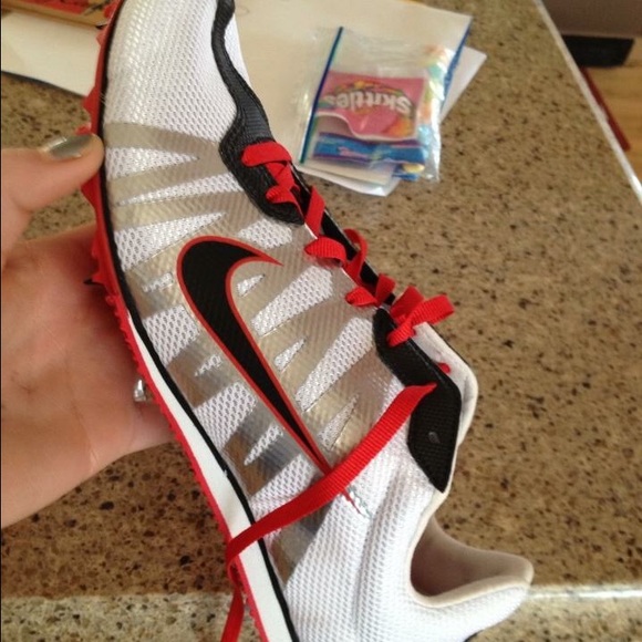 Track spikes