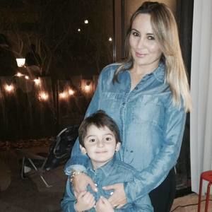 Meet your Posher, Debora