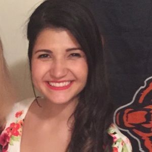 Meet your Posher, Hilary