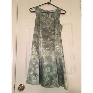 Green floral lace up back dress
