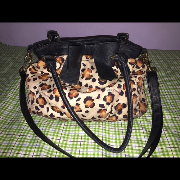 *DONATED, NOT FOR SALE* - Picture 4 of 4