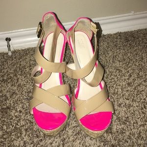 Neon Pink/Nude wedge