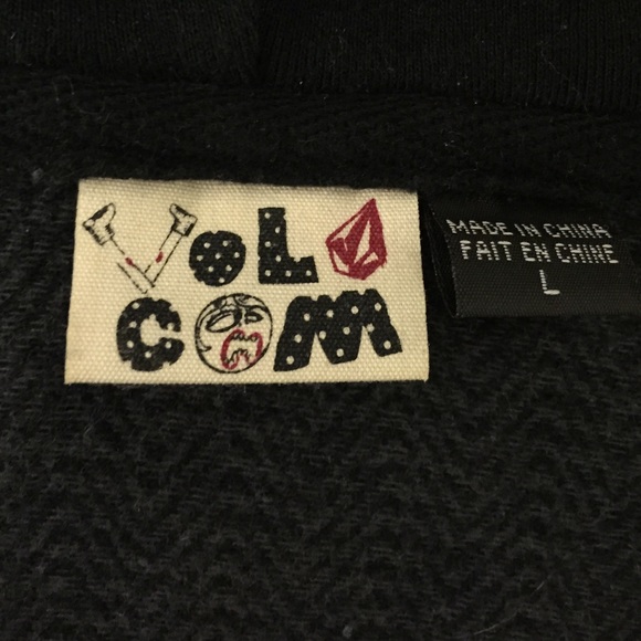 Volcom hoodie - Picture 3 of 3