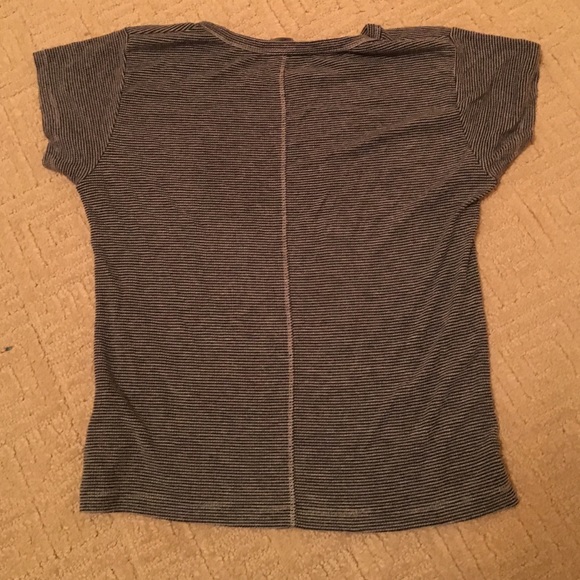 Cropped tee - Picture 2 of 2