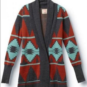 Quicksilver tribal sweater