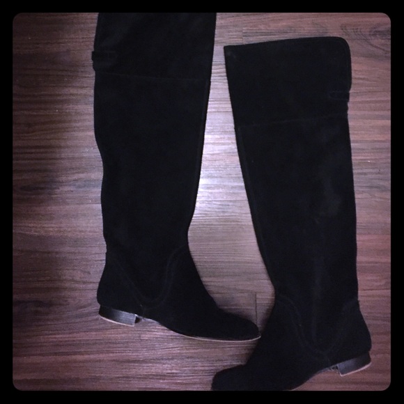 super cute over the knee suede boots!