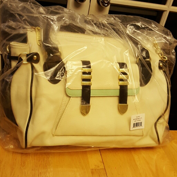 Steve Madden NWT White Tote Bag