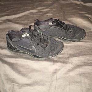 Nike free fit 2 FREE head band with purchase!