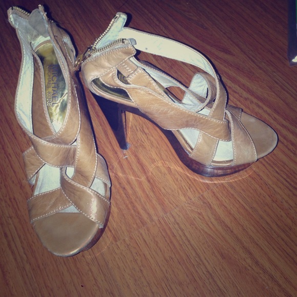 Michael by  Michael Kors Tan High Heels