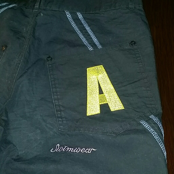 Designer Short - Picture 2 of 4