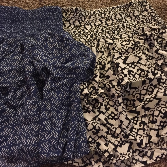 Mini flow skirts - Picture 2 of 4