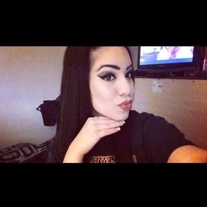 Meet your Posher, Jasmine