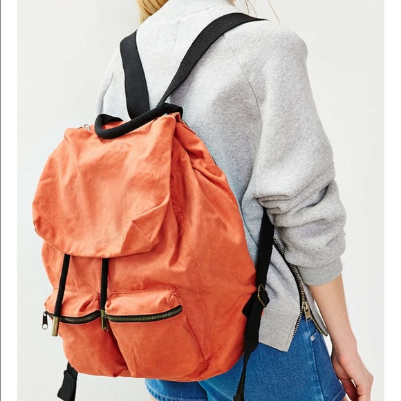 ️SOLD Urban Outfitters Canvass Backpack! - Picture 2 of 4