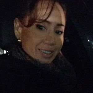 Meet your Posher, Veronica