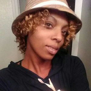 Meet your Posher, Lashay