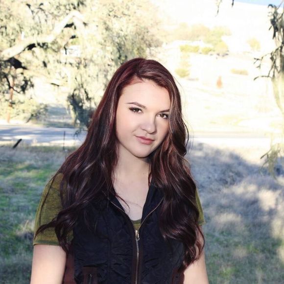 Meet your Posher, Taylor