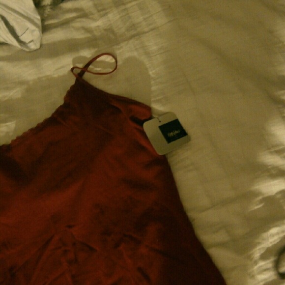 TANK TOP - Picture 2 of 2