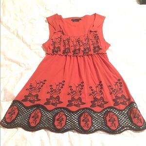 BCBG max azria sleeveless top!