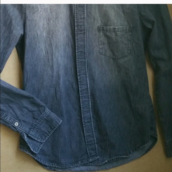 Jean shirt with studs on collar!!! - Picture 4 of 4