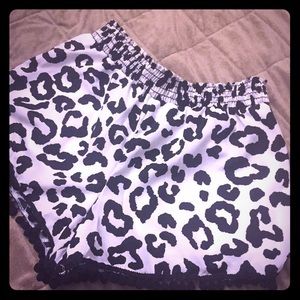 Black and white leopard polyester shorts