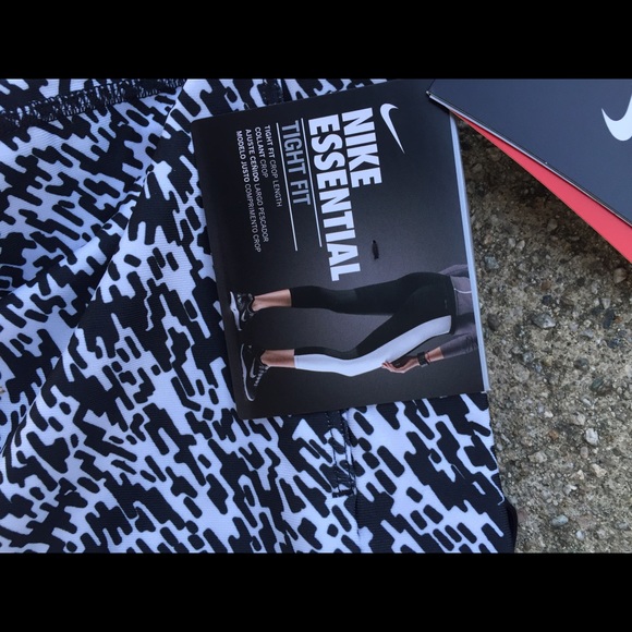 SOLD💜 - Picture 2 of 4