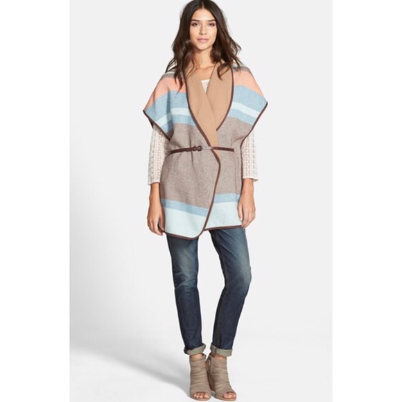 Hinge Stripe Cape - Picture 2 of 4