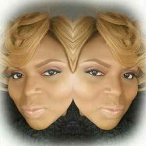 Meet your Posher, Charmaine