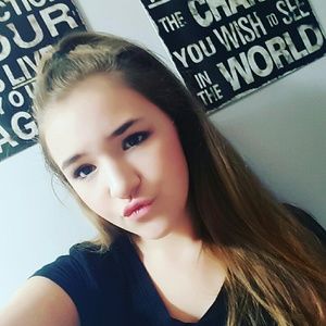 Meet your Posher, Abigael