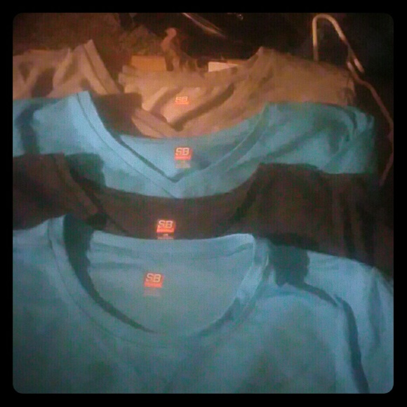 Tee shirts