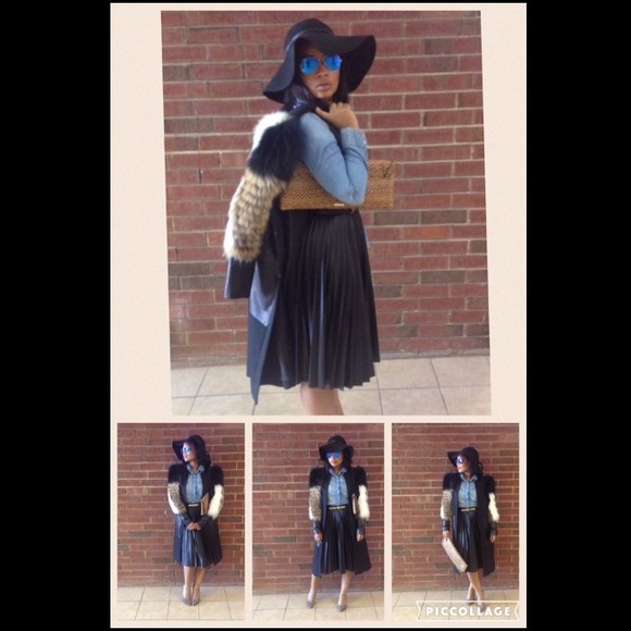 BCBGMaxAzria Runway Fur Martina Coat navy BCBG - Picture 3 of 4