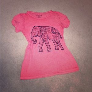 Cute little elephant tee 💕