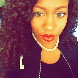 Meet your Posher, Janae