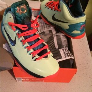 KD V (GS)