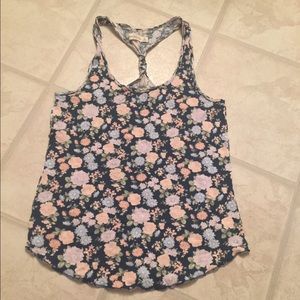 Abercrombie and Fitch Small easy twist tank