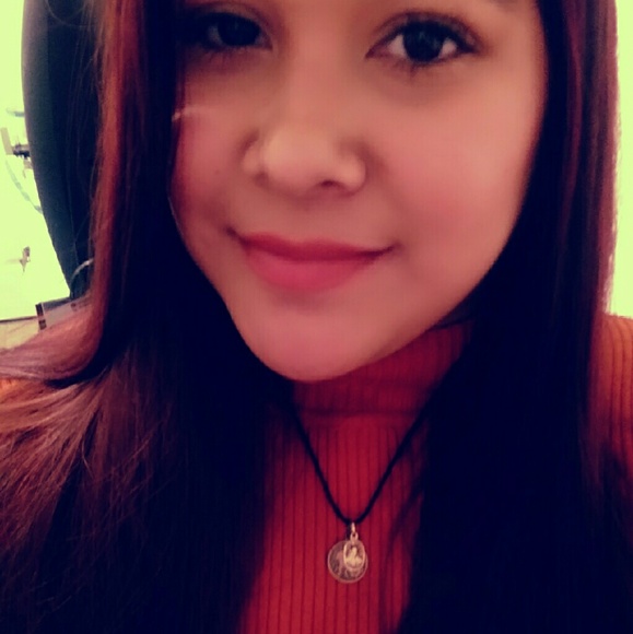 Meet your Posher, Melanie - Picture 1 of 1