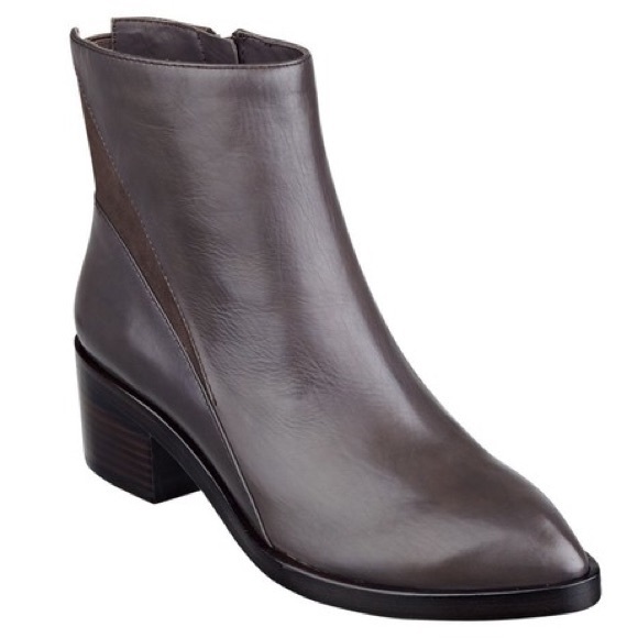 Sigerson Morrison Scarlett Chelsea Boot - NIB