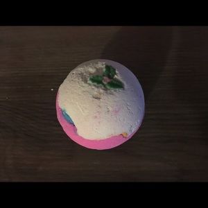 LUSH Pink Bath Bomb