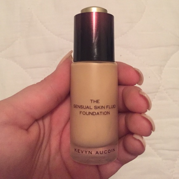 Kevyn Aucoin Sensual Skin Fluid #7 USED