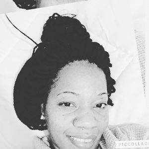 Meet your Posher, Latoya