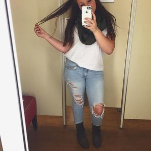 Meet your Posher, Bailey