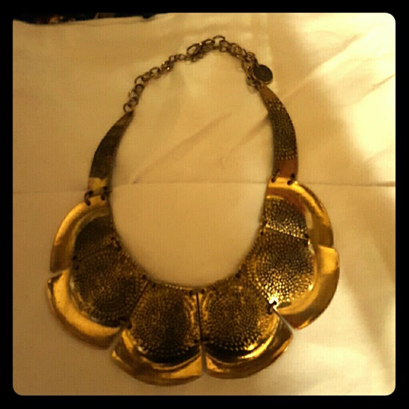 Beautiful antique gold necklace