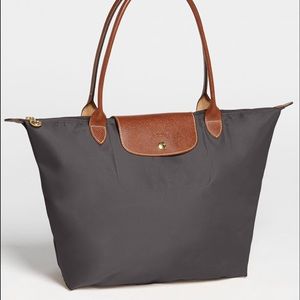 Longchamp Le Pliage medium bag