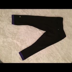 Lululemon Wunder Under crop pants