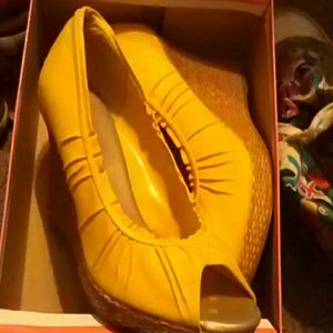 Charlotte Russe Wedge